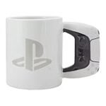 Análisis y comparativa: Las tazas PS5 más freakys y japonesas que no te puedes perder